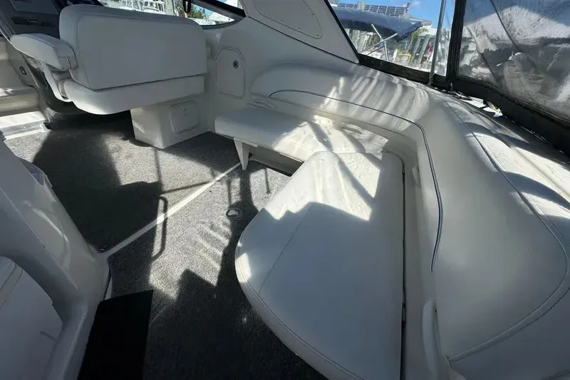 Slide: The Image of 2008 Bayliner 300 Ciera 7 - 7