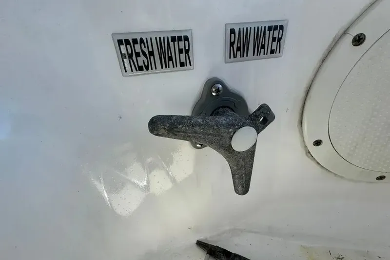 Slide: The Image of 2011 Everglades 325 Center Console 18 - 18