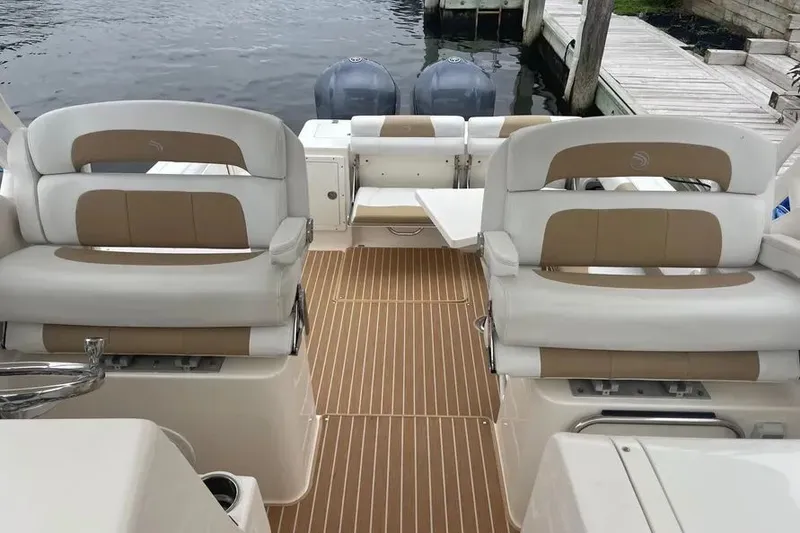 Slide: The Image of 2014 Edgewater 280 CX 15 - 15