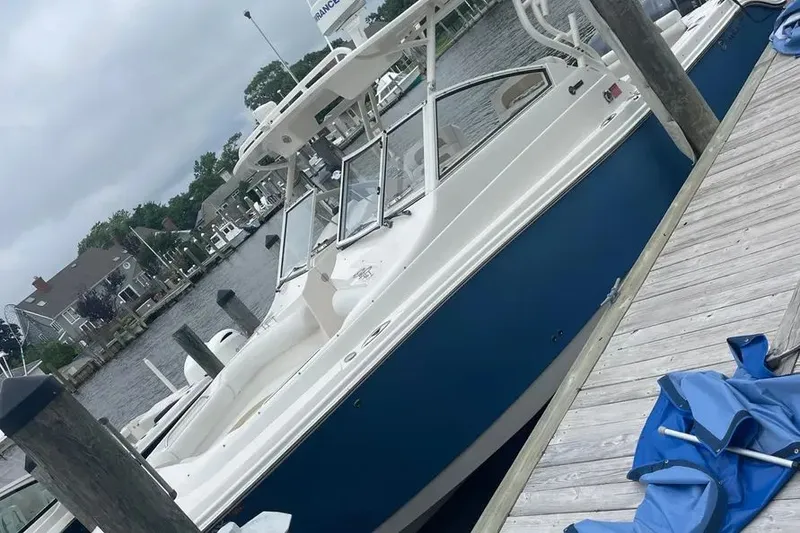 Slide: The Image of 2014 Edgewater 280 CX 18 - 18