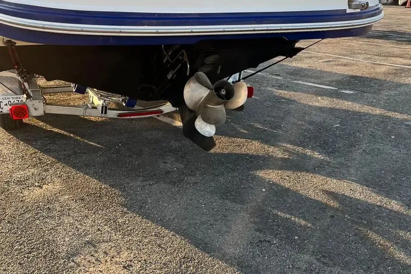 Slide: The Image of 2008 Rinker 246 Captiva Bowrider 3 - 3