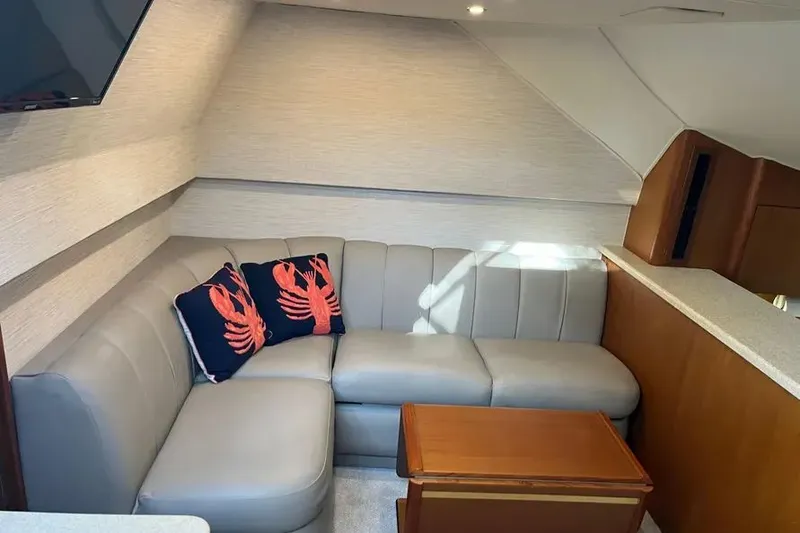 Slide: The Image of 1998 Ocean Yachts 48 Express 4 - 4