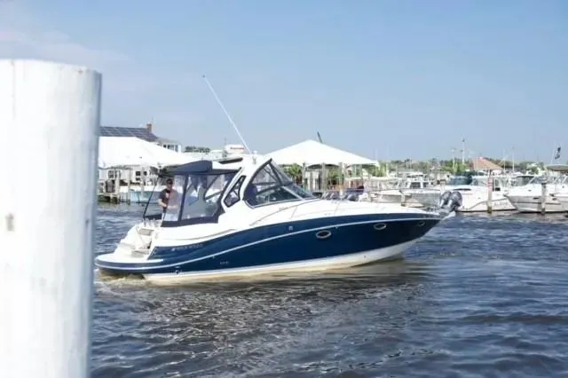 Slide: The Image of 2014 Four Winns 355V 33 - 33