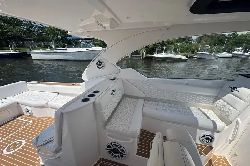 Slide: The Image of 2026 Fountain Powerboats 39 DX 10 - 10