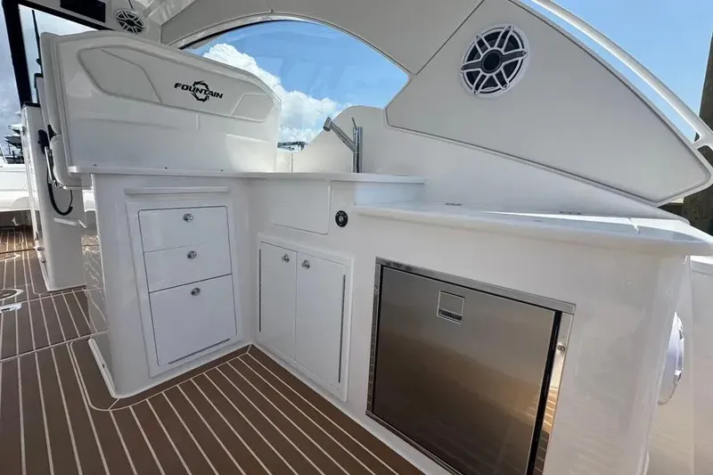 Slide: The Image of 2026 Fountain Powerboats 39 DX 12 - 12