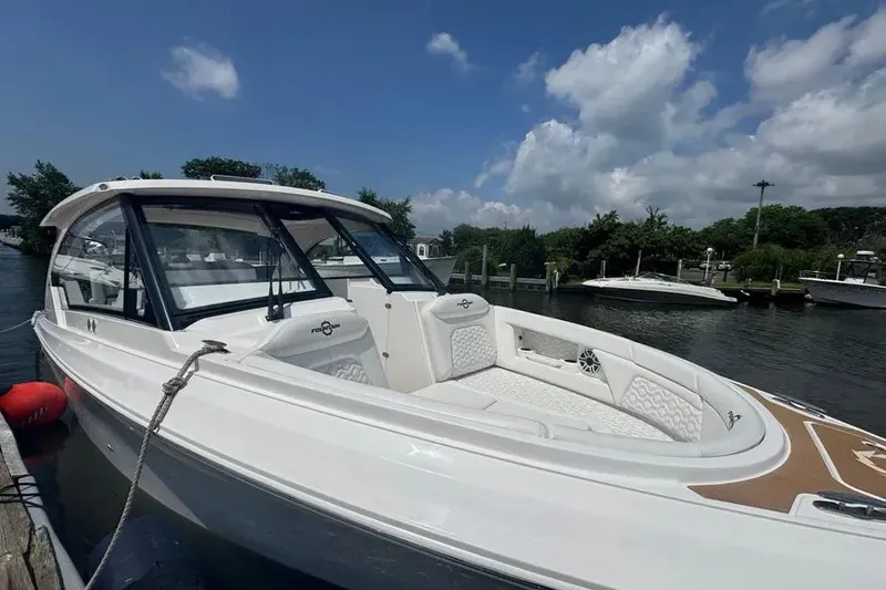 Slide: The Image of 2026 Fountain Powerboats 39 DX 21 - 21