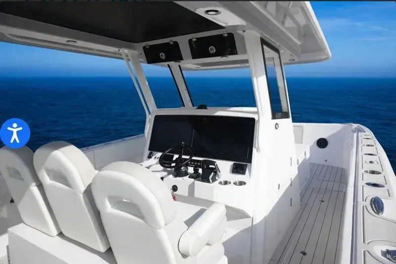 Slide: The Image of 2025 Twin Vee 400 GFX 16 - 16