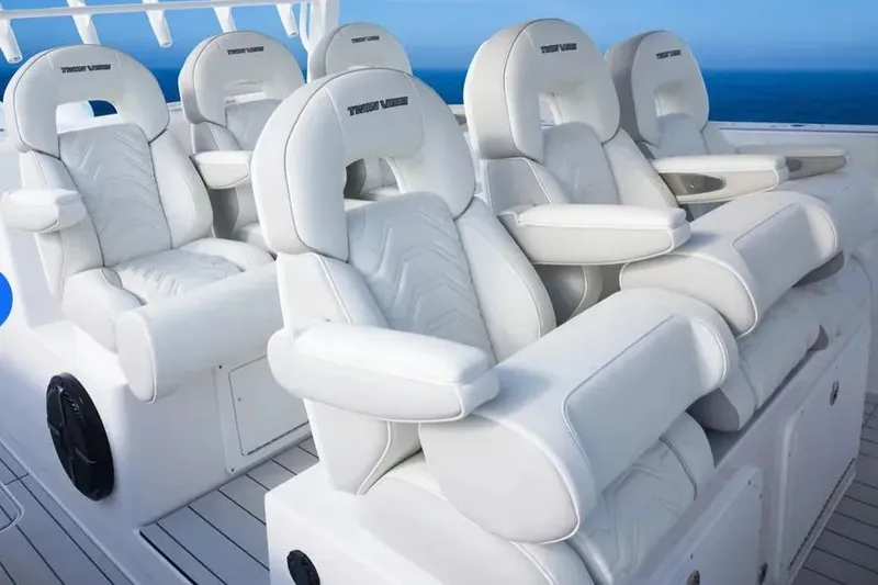 Slide: The Image of 2025 Twin Vee 400 GFX 17 - 17