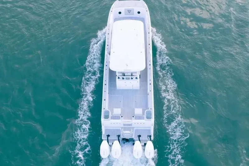 Slide: The Image of 2025 Twin Vee 400 GFX 27 - 27