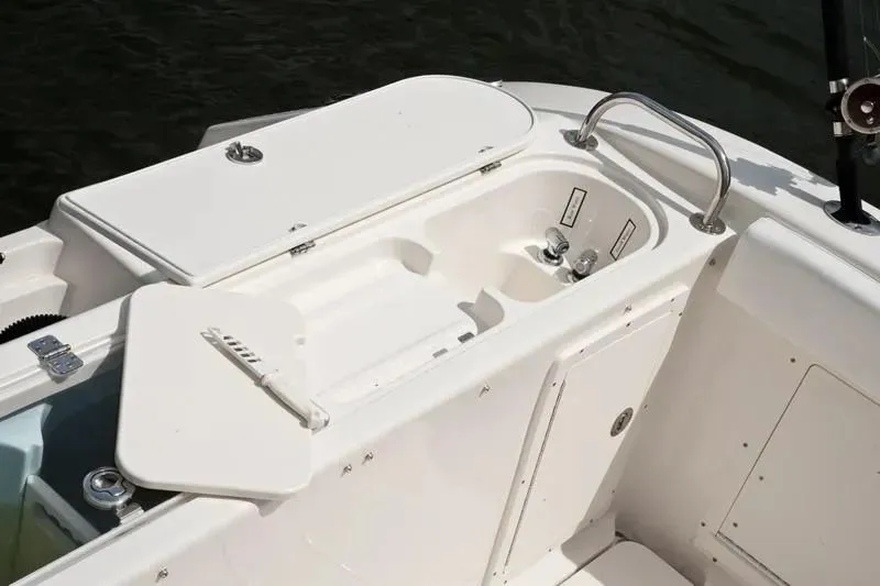 Slide: The Image of 2015 Century 3200 Center Console 26 - 26