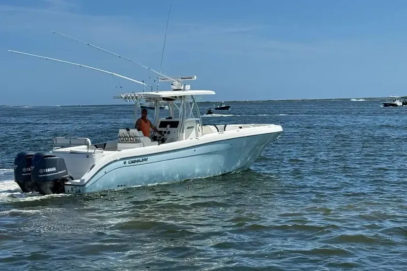 Slide: The Image of 2015 Century 3200 Center Console 5 - 5