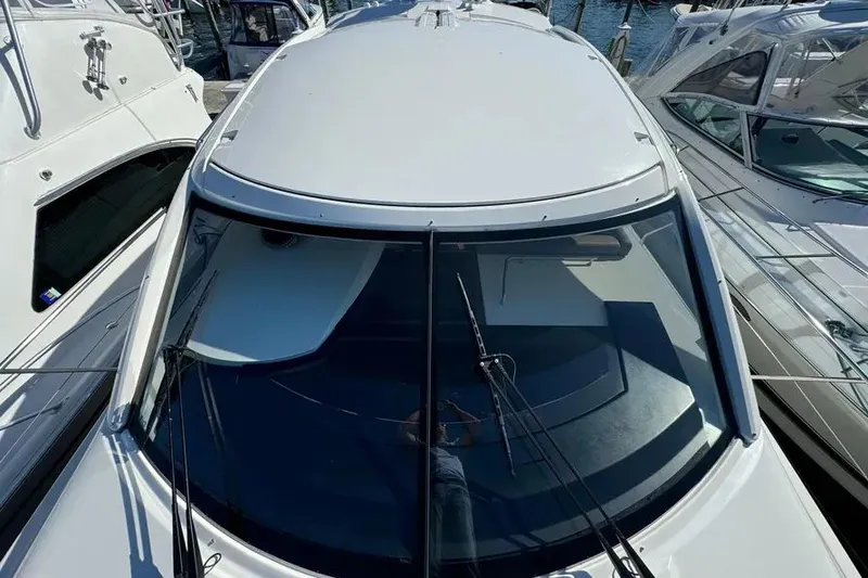 Slide: The Image of 2012 Prestige 440 S 10 - 10