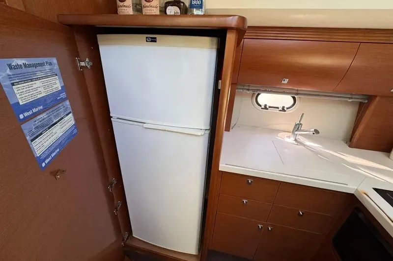 Slide: The Image of 2012 Prestige 440 S 20 - 20