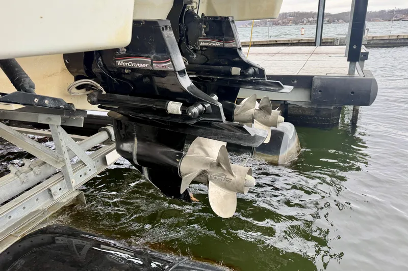 Slide: The Image of 2007 Formula 310 Sun Sport boat with MerCruiser Bravo Three outdrives at dock. - 28