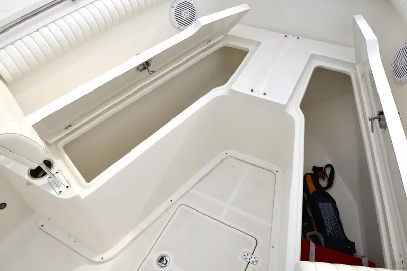 Slide: The Image of Manufacturer Provided Image: 2026 Sea Born SX239 Offshore boat on the ocean. - 5