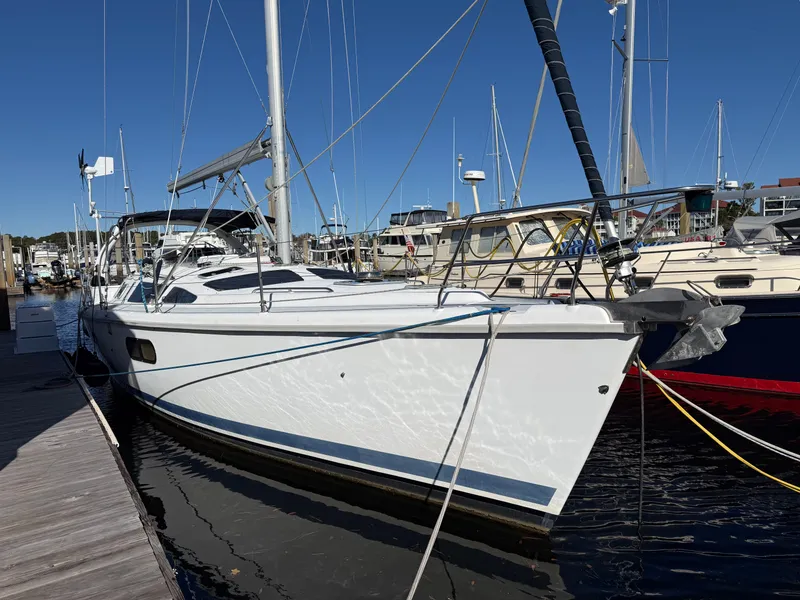 The Image of Hunter 410 1998 - 0