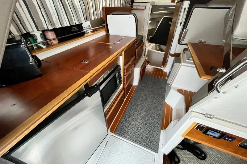 Slide: The Image of Portside Galley - 5