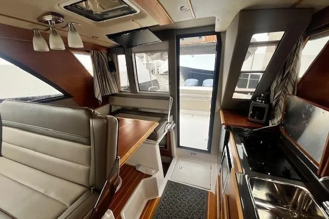 Slide: The Image of Salon aft view - 9