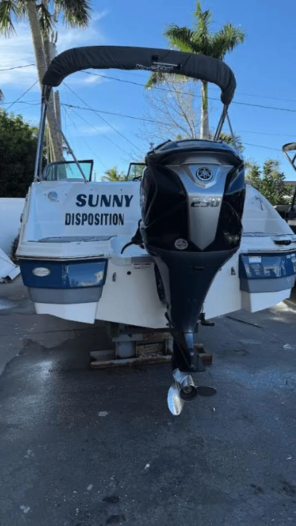 Slide: The Image of NauticStar 243 DC Sport Deck DB 2023 - 17