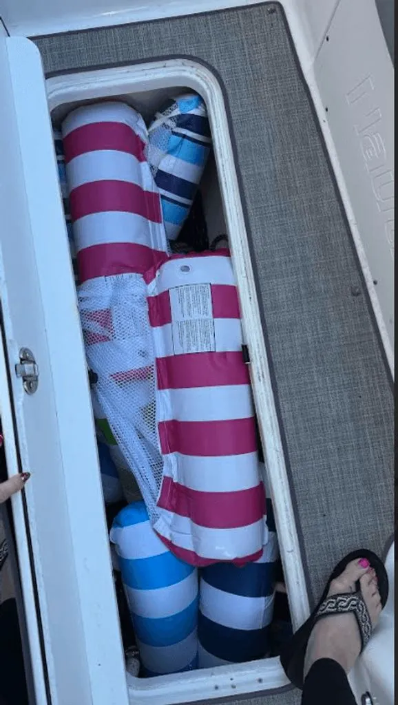 Slide: The Image of NauticStar 243 DC Sport Deck DB 2023 - 26