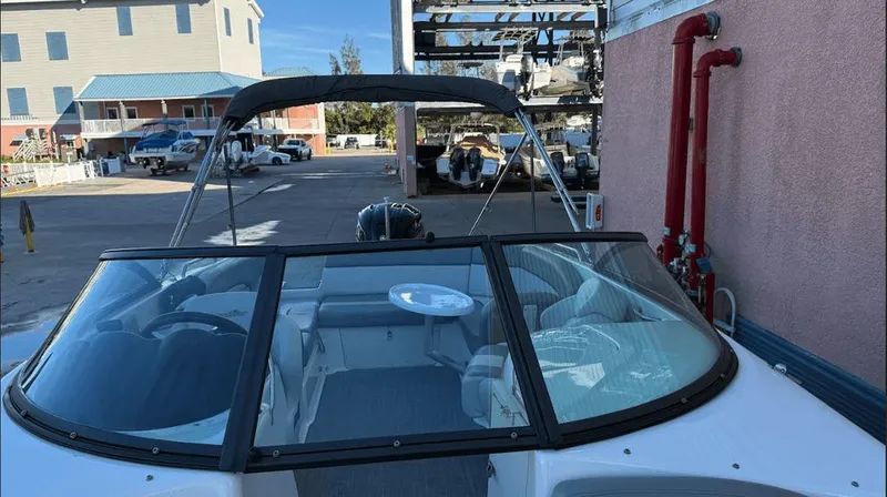 Slide: The Image of NauticStar 243 DC Sport Deck DB 2023 - 4