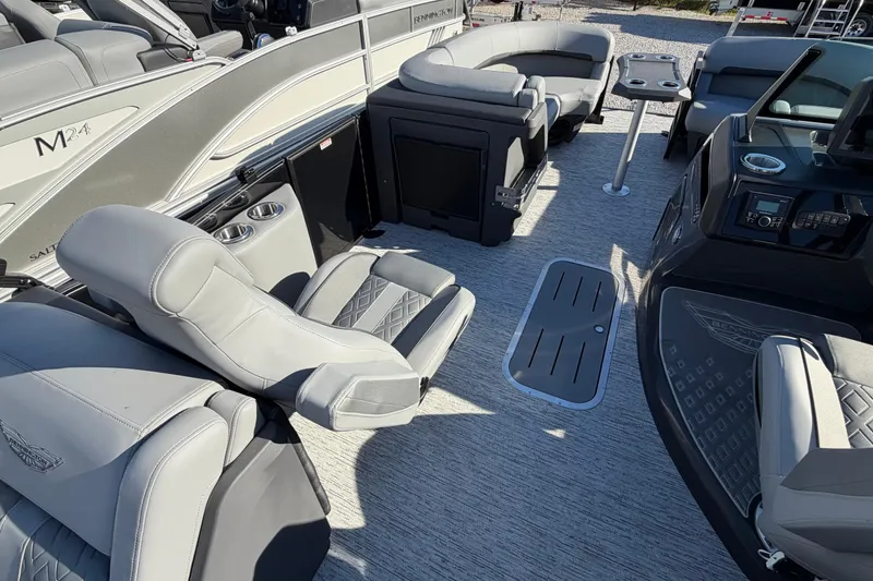Slide: The Image of 2026 Bennington 22 MFB boat interior with luxurious seating and modern design. - 7