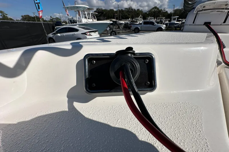 Slide: The Image of 2022 NauticStar 195 XTS boat with electrical wiring connection on deck. - 57