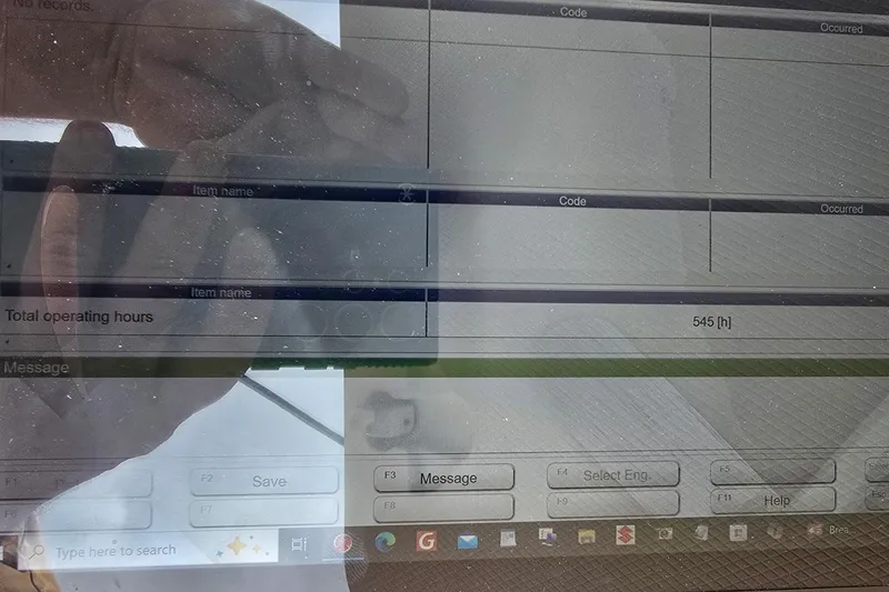 Slide: The Image of Display screen showing total operating hours of 545 for a 2001 Sport-Craft 260 Center Console. - 35