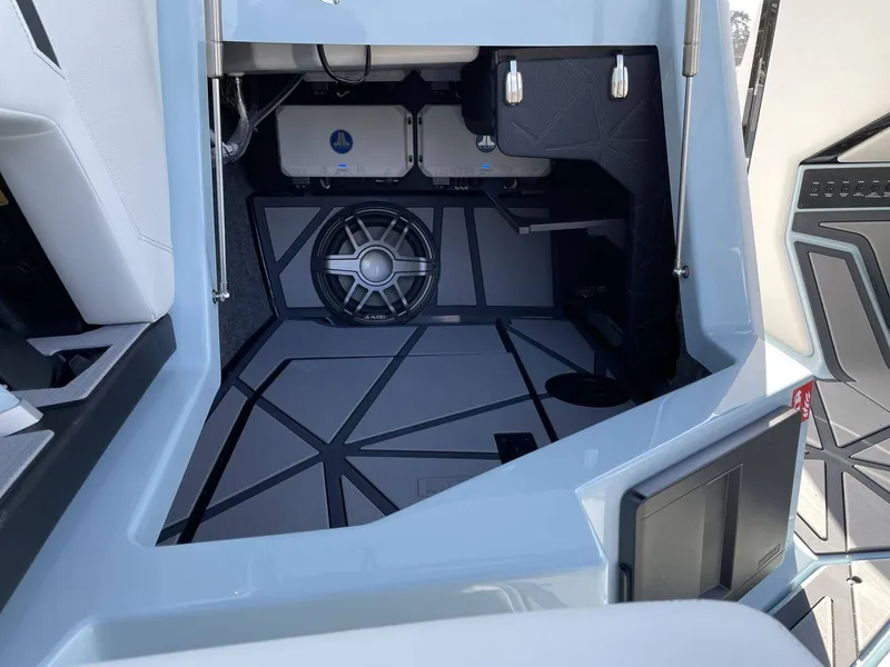 Slide: The Image of Nautique Super Air Nautique G23 Paragon 2026 - 15