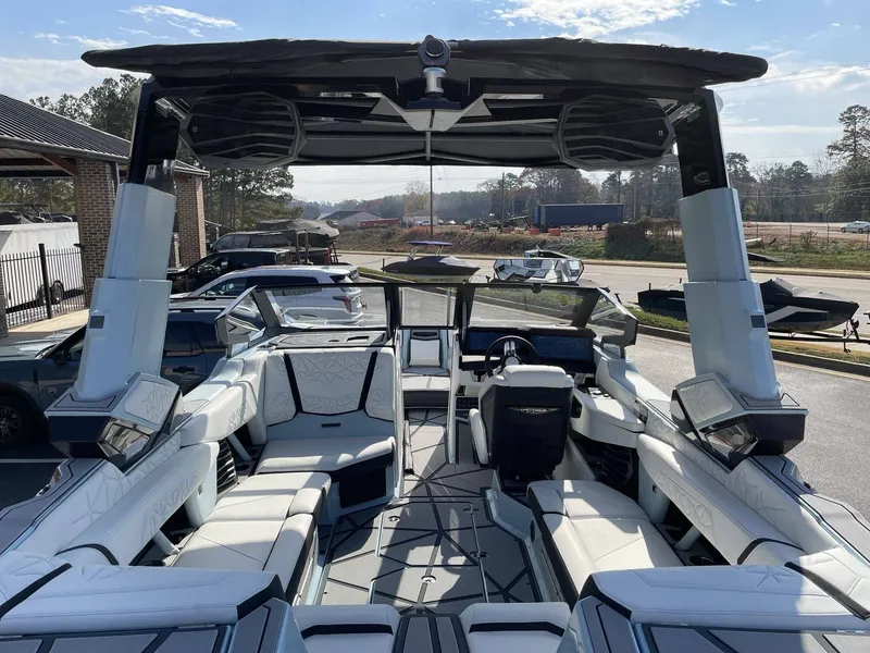 Slide: The Image of Nautique Super Air Nautique G23 Paragon 2026 - 30