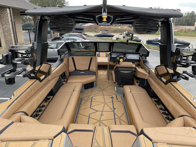 Slide: The Image of Nautique Super Air Nautique G25 Paragon 2026 - 21