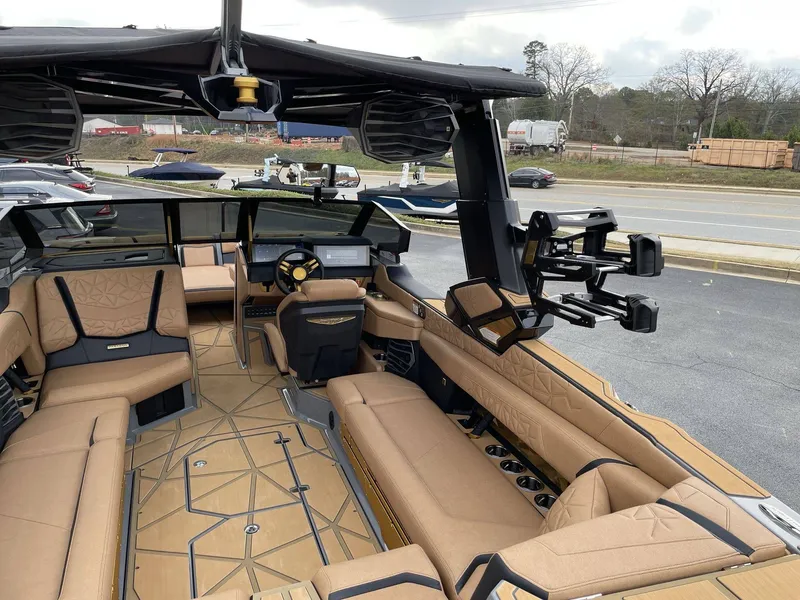 Slide: The Image of Nautique Super Air Nautique G25 Paragon 2026 - 37