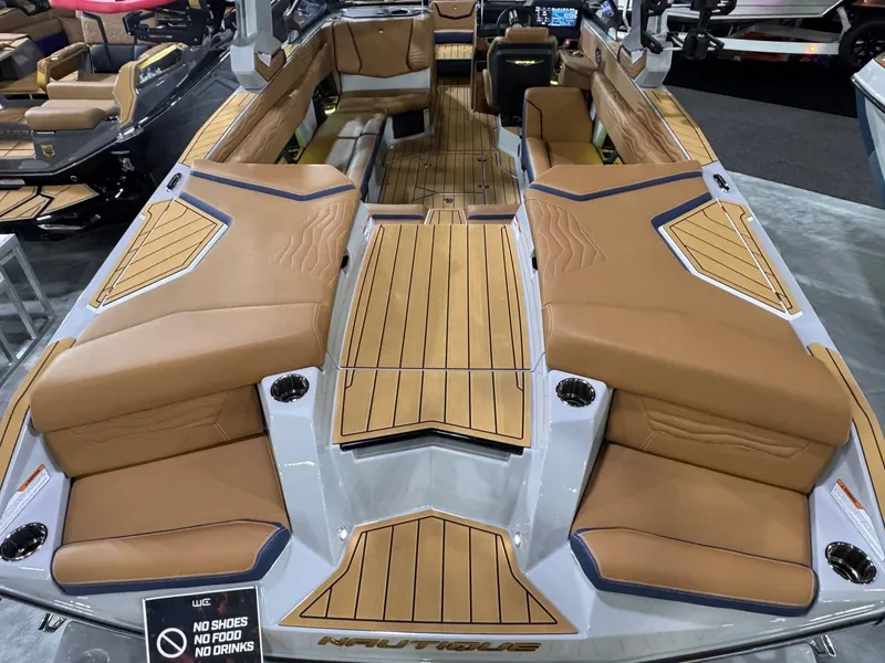 Slide: The Image of Nautique G25 2026 - 3