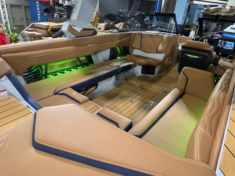 Slide: The Image of Nautique G25 2026 - 4