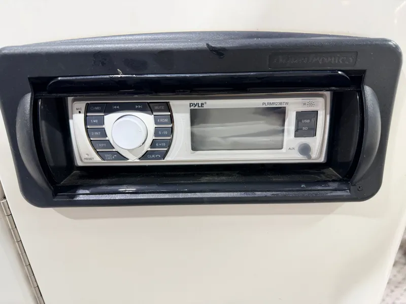 Slide: The Image of Starcraft 226 Elite 2006 - 20