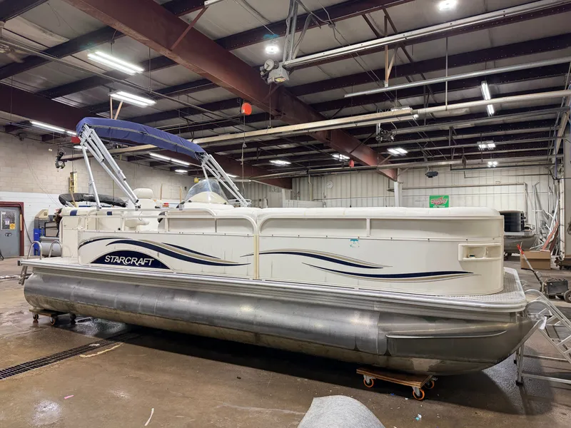 Slide: The Image of Starcraft 226 Elite 2006 - 52