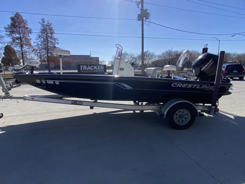 Slide: The Image of Crestliner 1800 Bay 2019 - 22