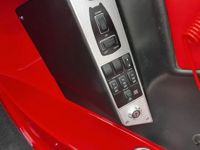 Slide: The Image of MasterCraft X2 2016 - 30