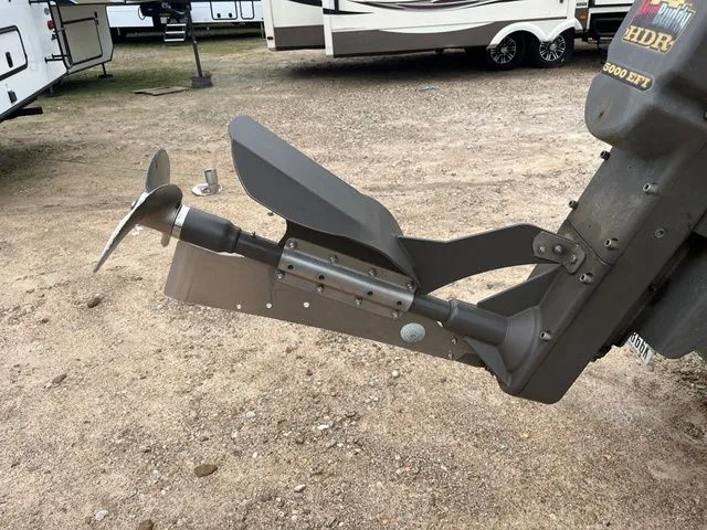 Slide: The Image of Gator Trax 1854 GUIDE EDITION 2021 - 31