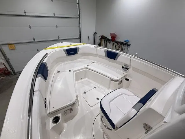Slide: The Image of Robalo R230 Center Console 2020 - 11