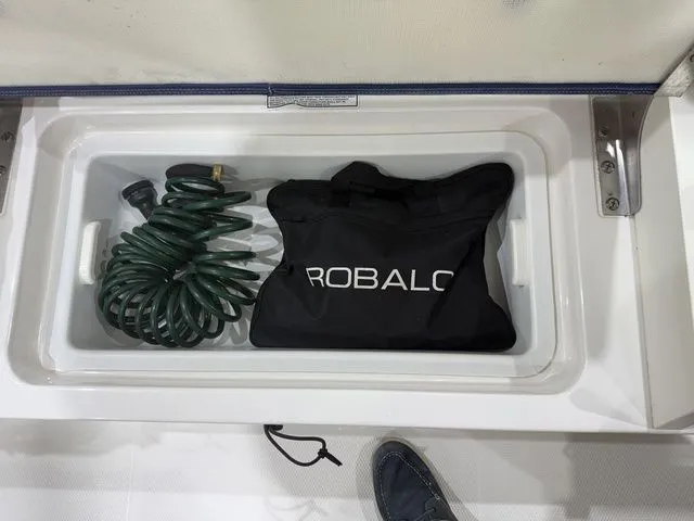 Slide: The Image of Robalo R230 Center Console 2020 - 18