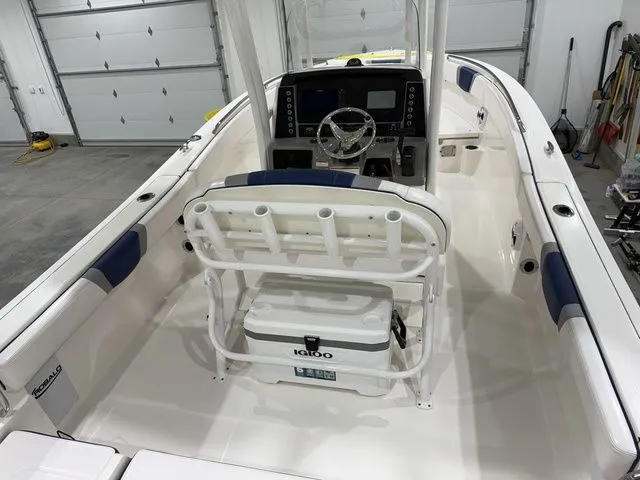 Slide: The Image of Robalo R230 Center Console 2020 - 6