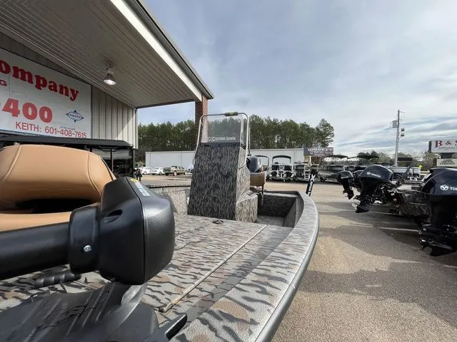 Slide: The Image of Xpress H190B 2026 - 8