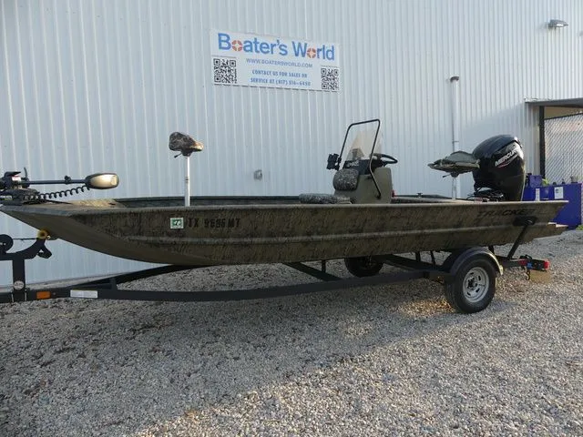 The Image of Tracker Grizzly 1860 CC 2025 - 1