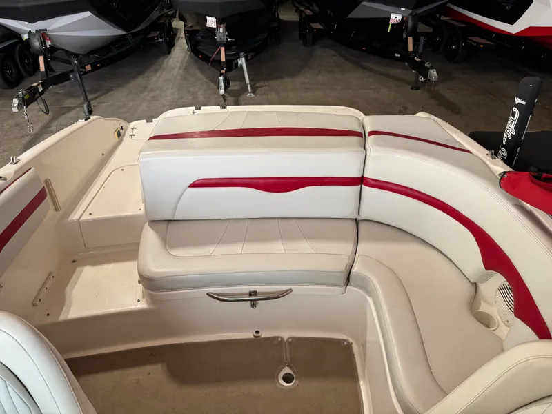 Slide: The Image of Chaparral 220 SSi 2002 - 4