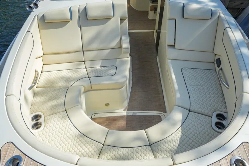 Slide: The Image of Luxurious seating area on a 2019 Chris-Craft Launch 35 GT OB boat. - 38