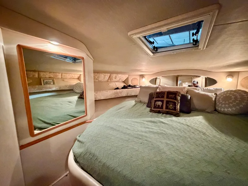 Slide: The Image of Sea Ray Sundancer 400 1997 - 20