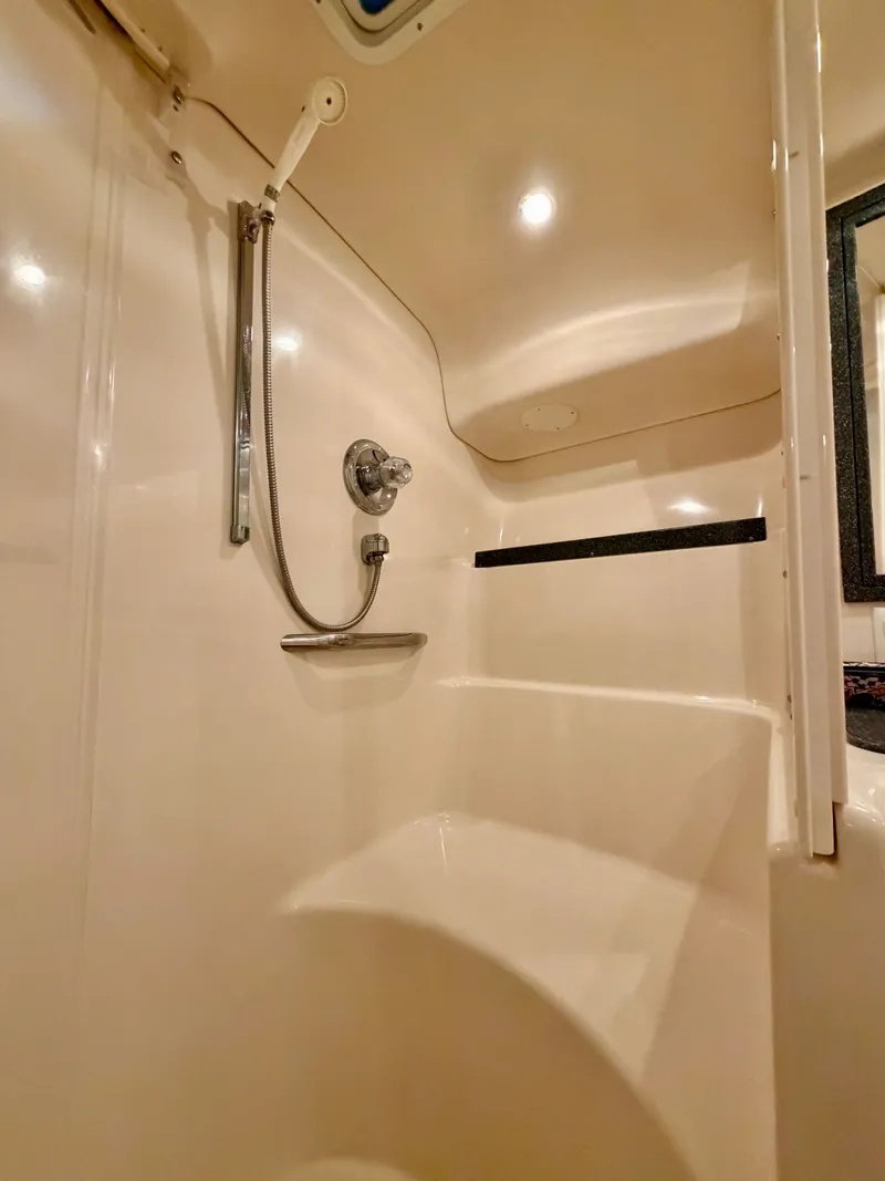 Slide: The Image of Sea Ray Sundancer 400 1997 - 24