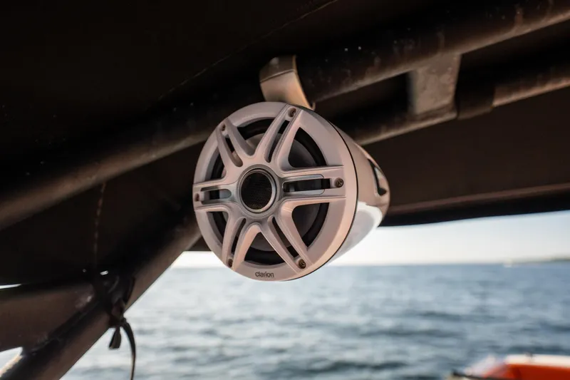 Slide: The Image of Speaker on 2019 Sea Ray SDX 290 Outboard boat, overlooking ocean. - 47