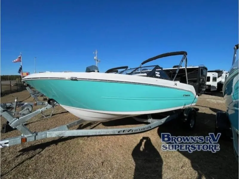 Slide: The Image of Stingray 172 2026 - 4